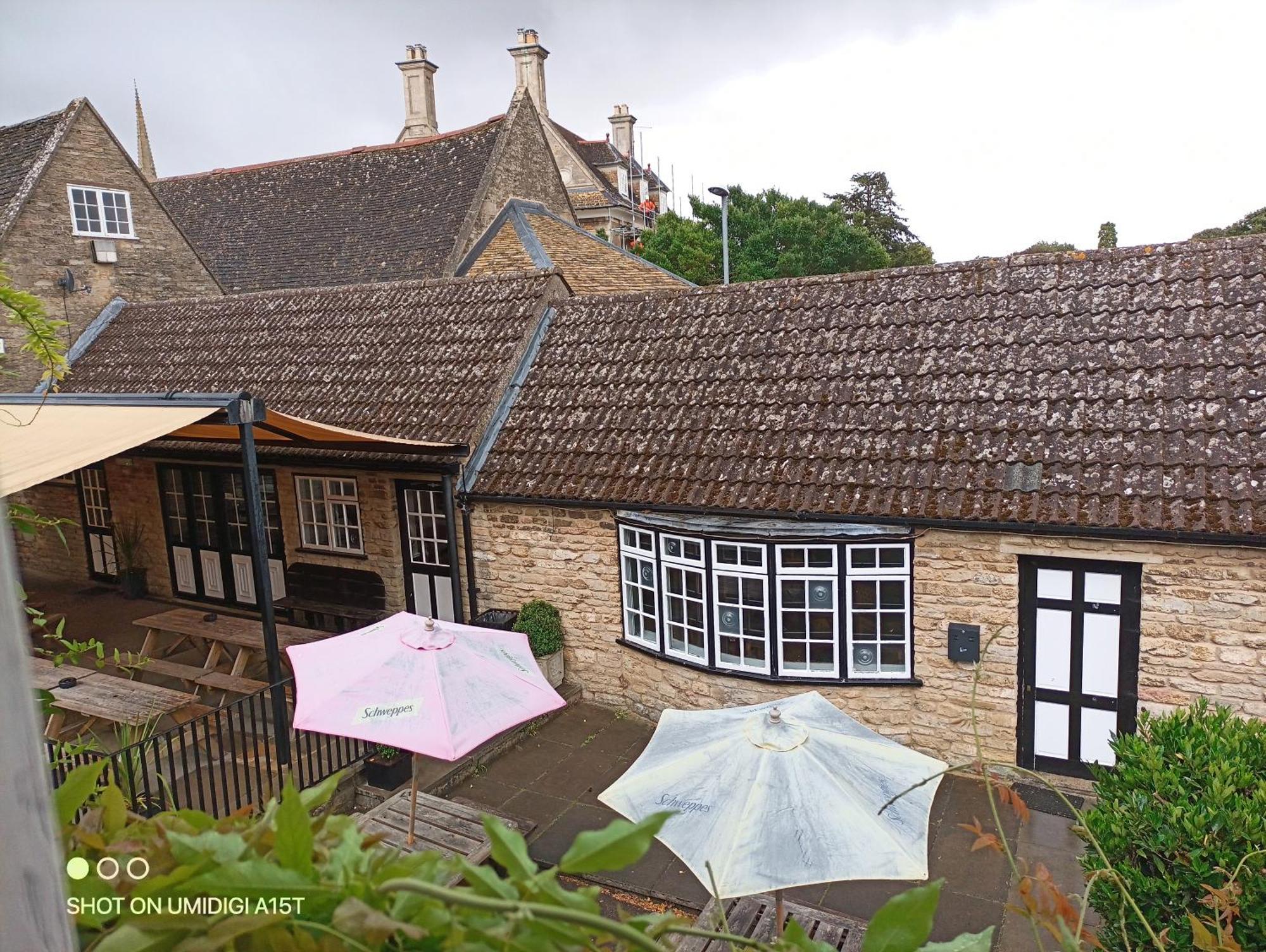 The Ship Inn 昂德尔 外观 照片