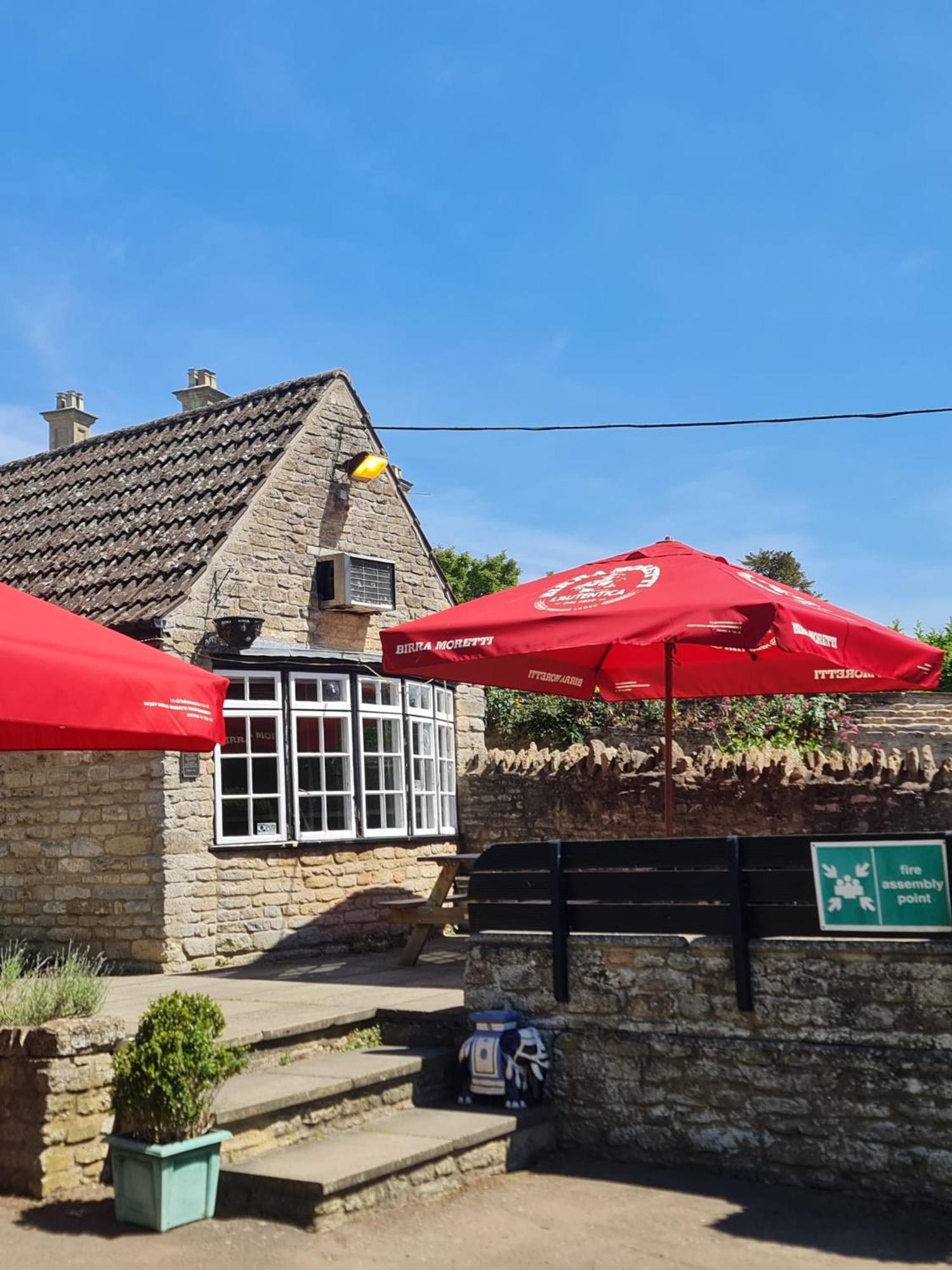 The Ship Inn 昂德尔 外观 照片